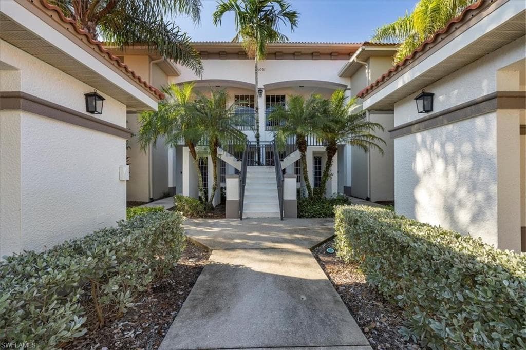 11031 Corsia Trieste WAY 203 BONITA SPRINGS, FL 34135