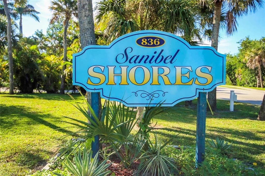 832 Donax ST A1 SANIBEL, FL 33957