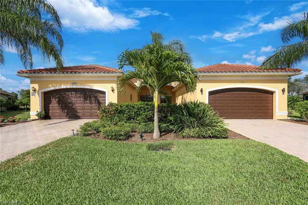 11992 Five Waters CIR FORT MYERS, FL 33913