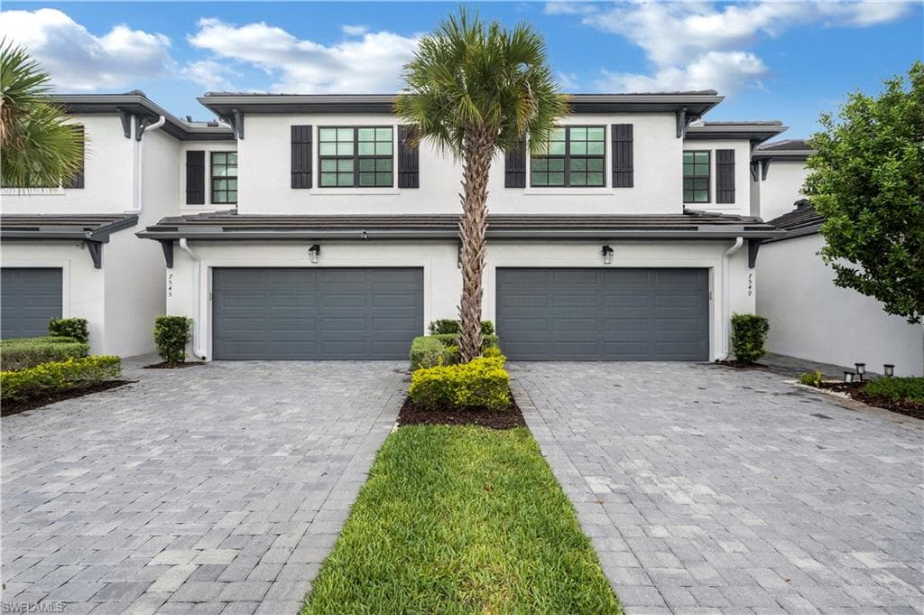 7549 Carnegie WAY NAPLES, FL 34119