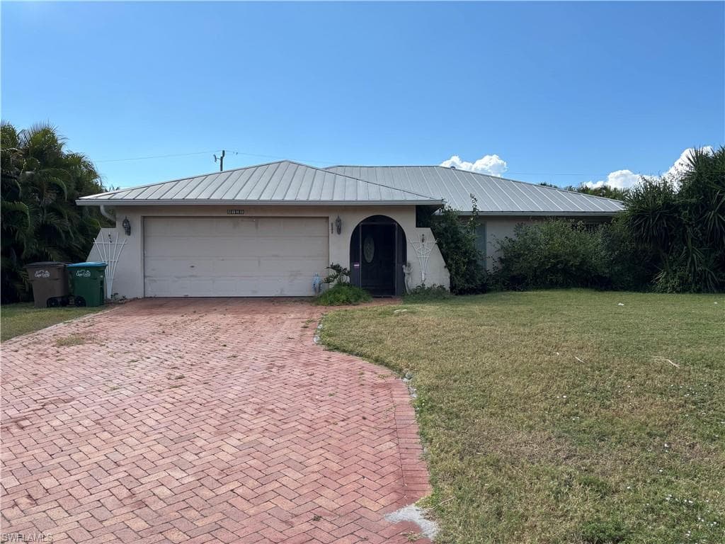 2102 SW 49th ST CAPE CORAL, FL 33914