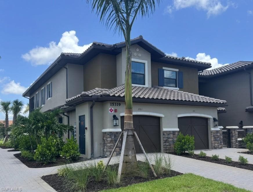 15319 Lucerna ST 202 NAPLES, FL 34114