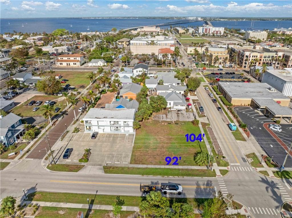 345 Taylor ST PUNTA GORDA, FL 33950
