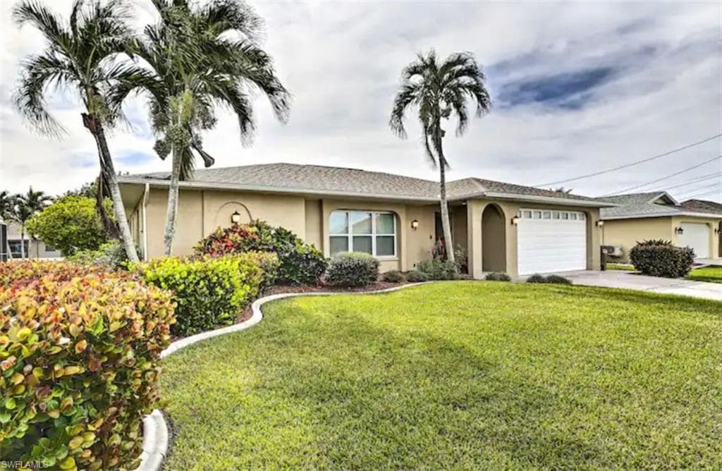2806 SW 38th TER CAPE CORAL, FL 33914