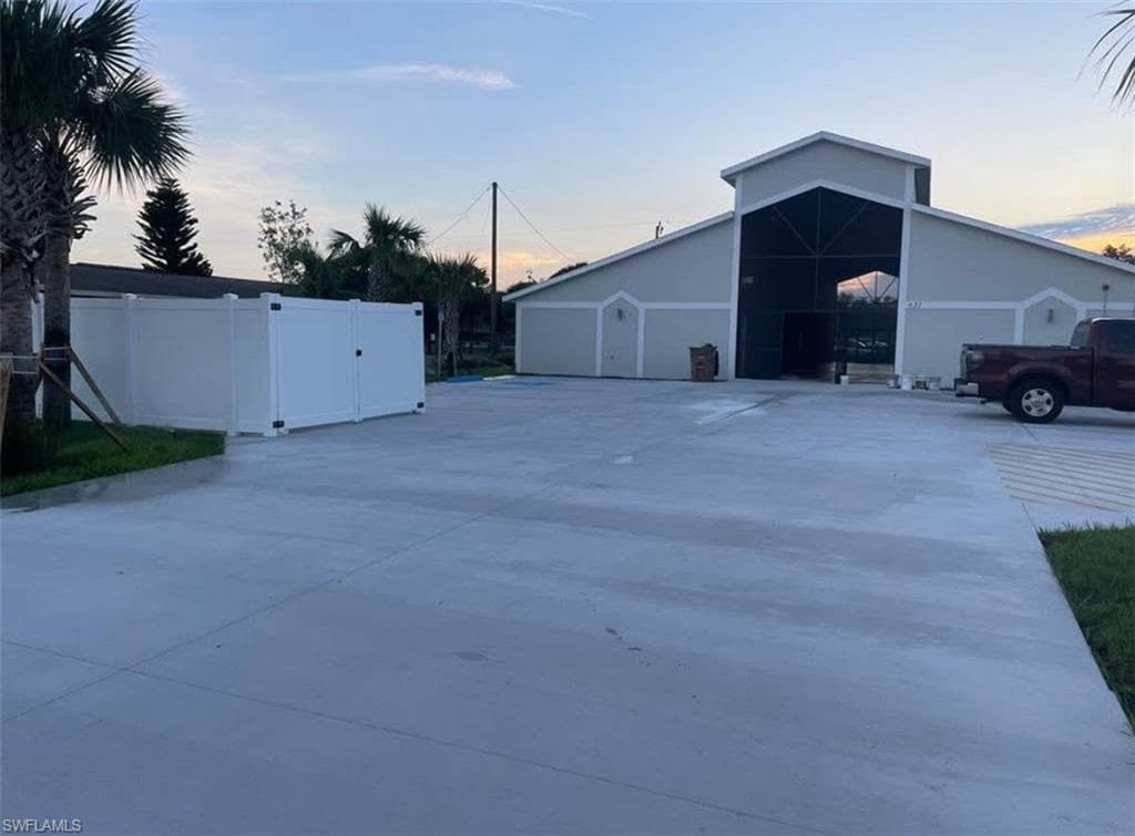 621 Joel BLVD LEHIGH ACRES, FL 33936