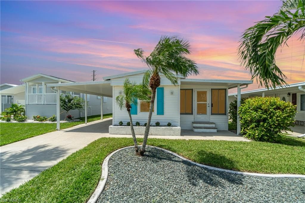 11170 Bayside LN FORT MYERS BEACH, FL 33931