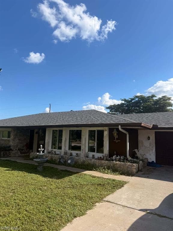113 E Lake DR LEHIGH ACRES, FL 33936