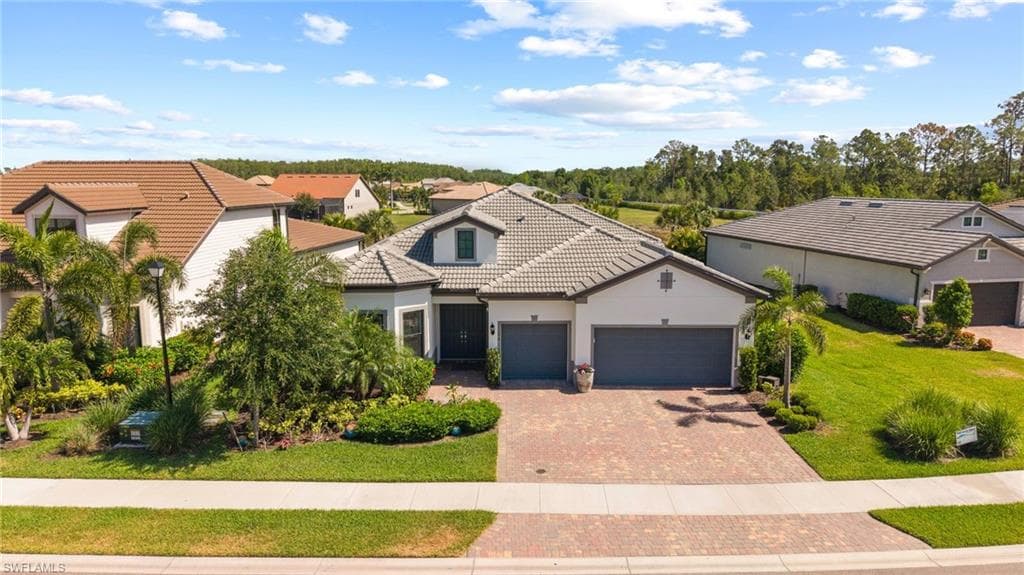 11498 Tiverton TRCE FORT MYERS, FL 33913