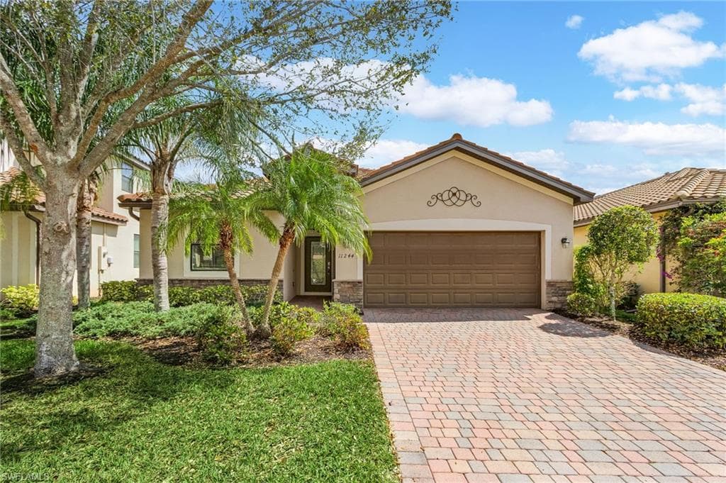 11244 Red Bluff LN FORT MYERS, FL 33912