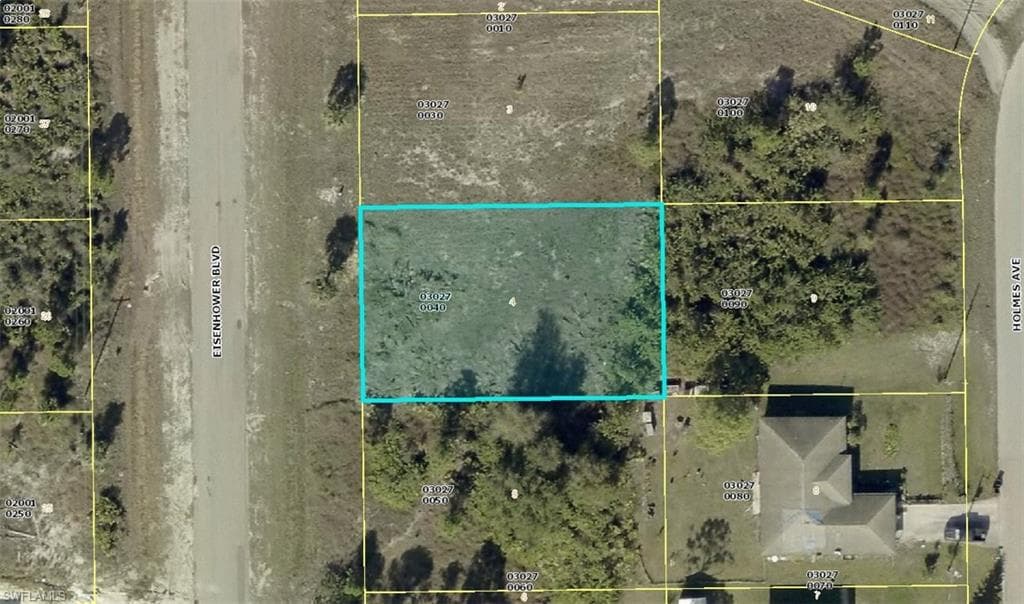 707 Eisenhower BLVD LEHIGH ACRES, FL 33974