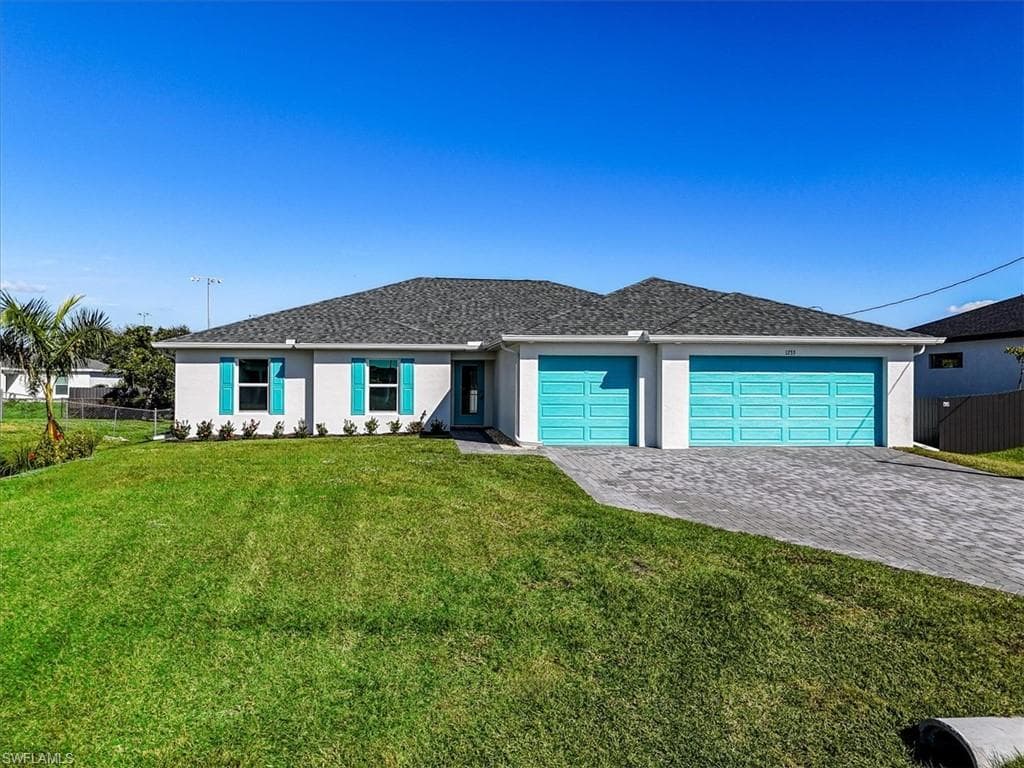 1733 NW 9th TER CAPE CORAL, FL 33993