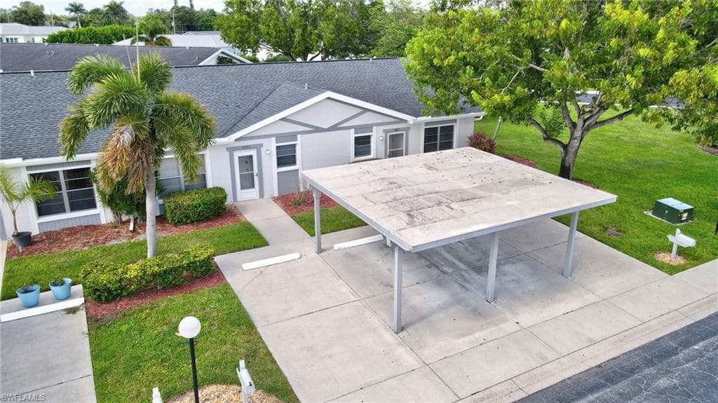 6802 Bogey DR FORT MYERS, FL 33919