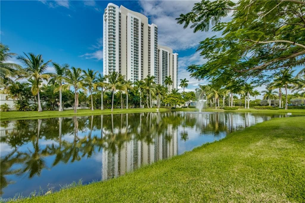 3000 Oasis Grand BLVD 1202 FORT MYERS, FL 33916