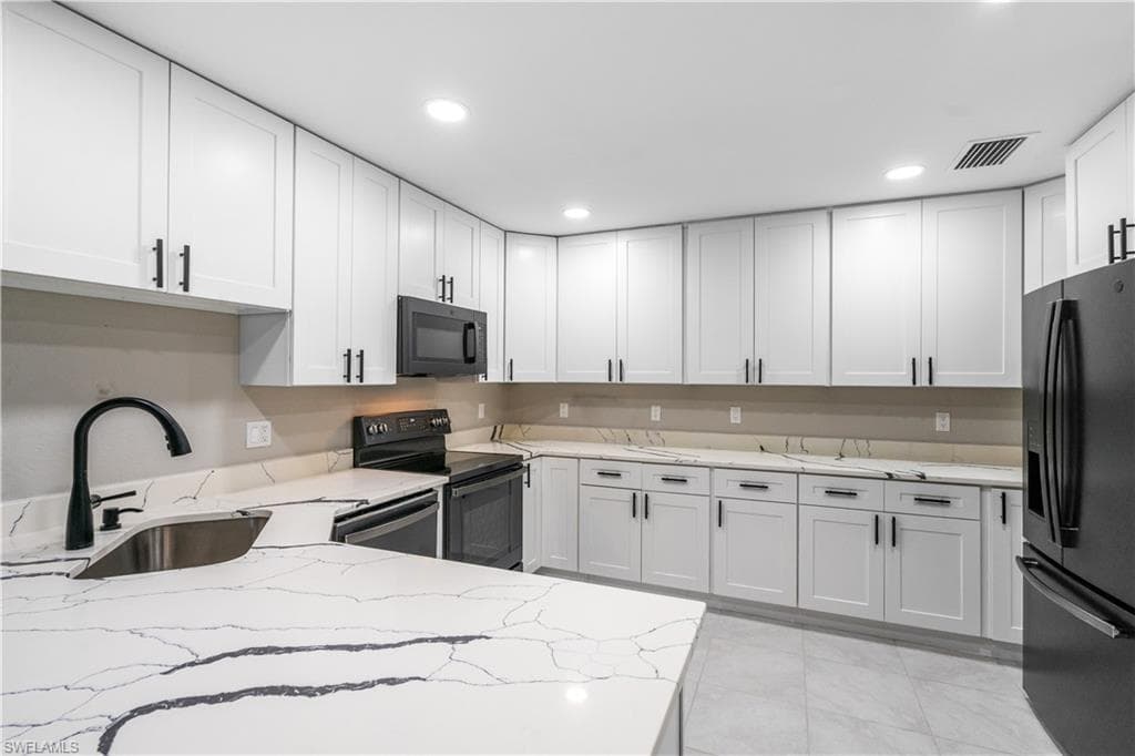6344 Royal Woods DR FORT MYERS, FL 33908