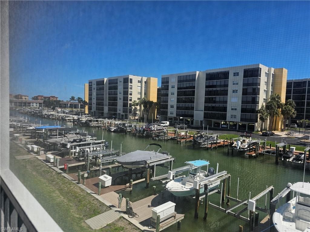 4521 Bay Beach LN 222 FORT MYERS BEACH, FL 33931