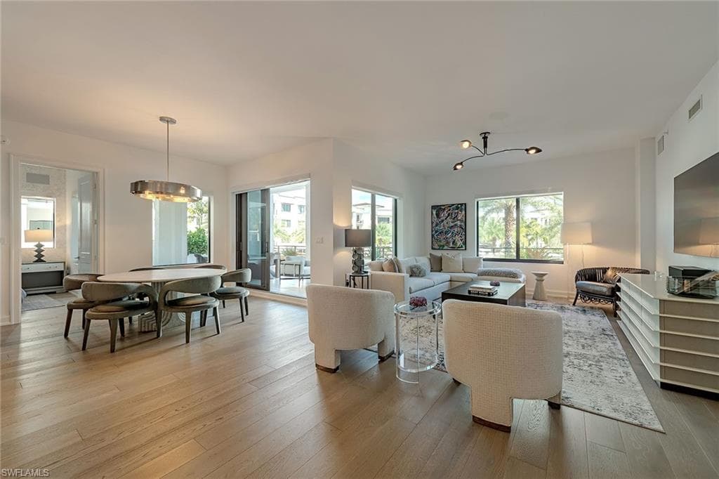 1111 Central AVE 310 NAPLES, FL 34135