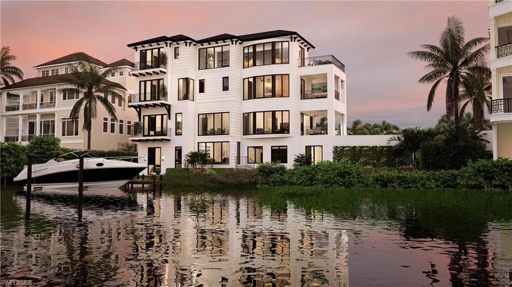 239 Bayfront DR BONITA SPRINGS, FL 34134