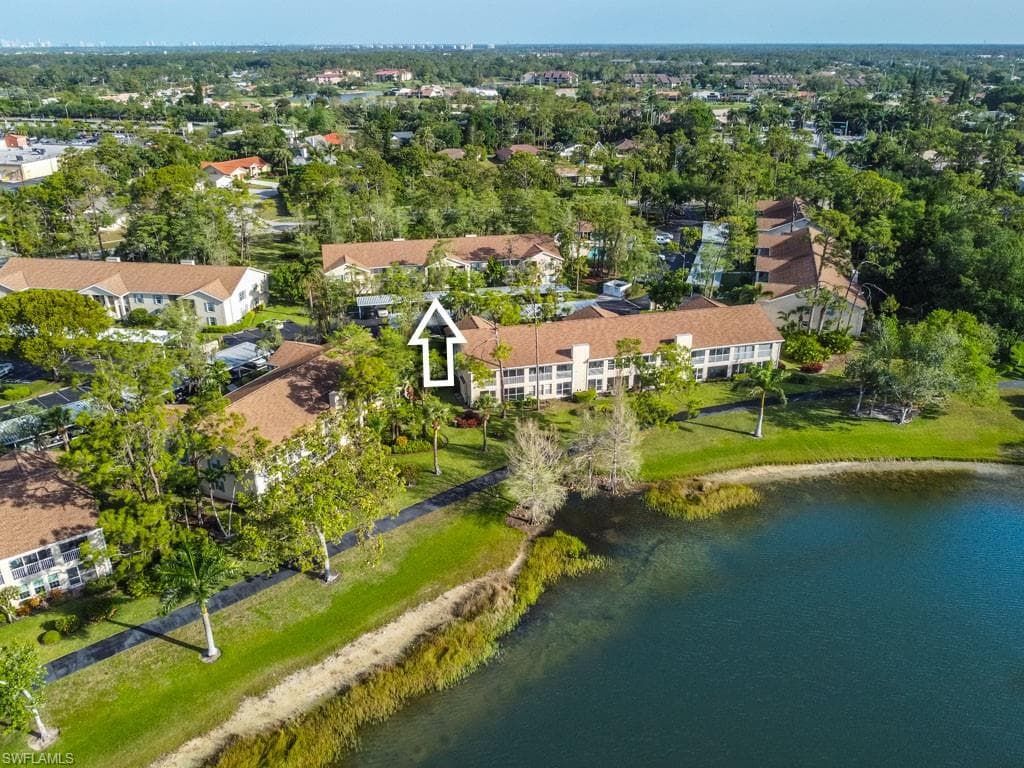 1702 Kings Lake BLVD 103 NAPLES, FL 34112
