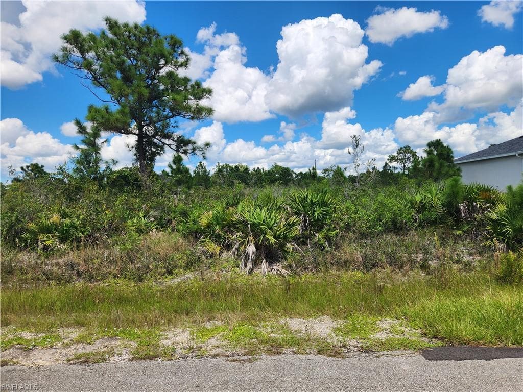 3012 42nd ST W LEHIGH ACRES, FL 33971