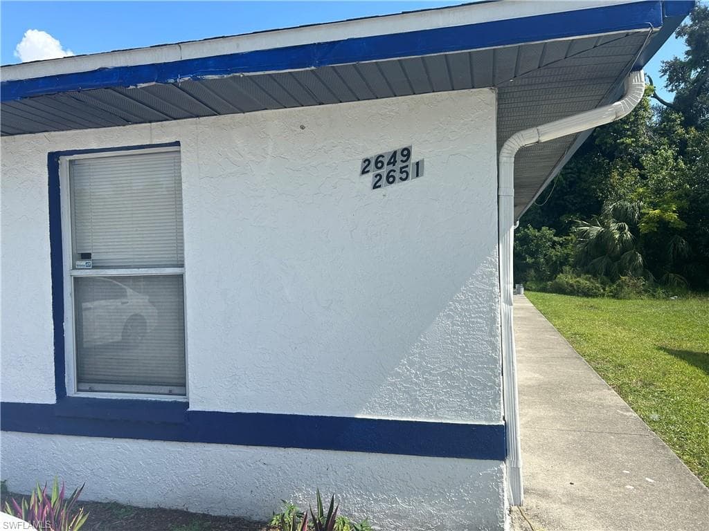 2651 Market ST FORT MYERS, FL 33916