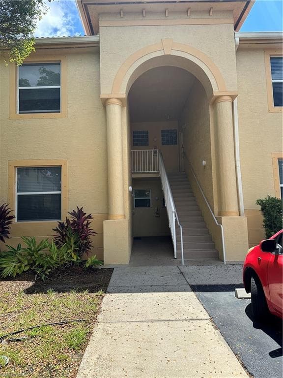 4225 Bellasol CIR 1612 FORT MYERS, FL 33916