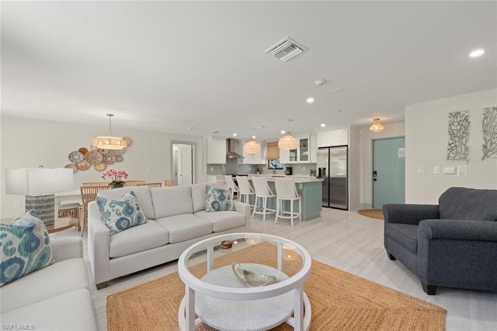 5117 Sea Bell RD G102 SANIBEL, FL 33957