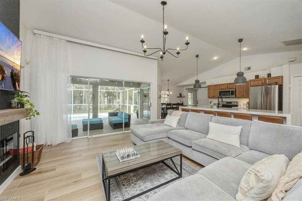 361 9th ST NW NAPLES, FL 34120