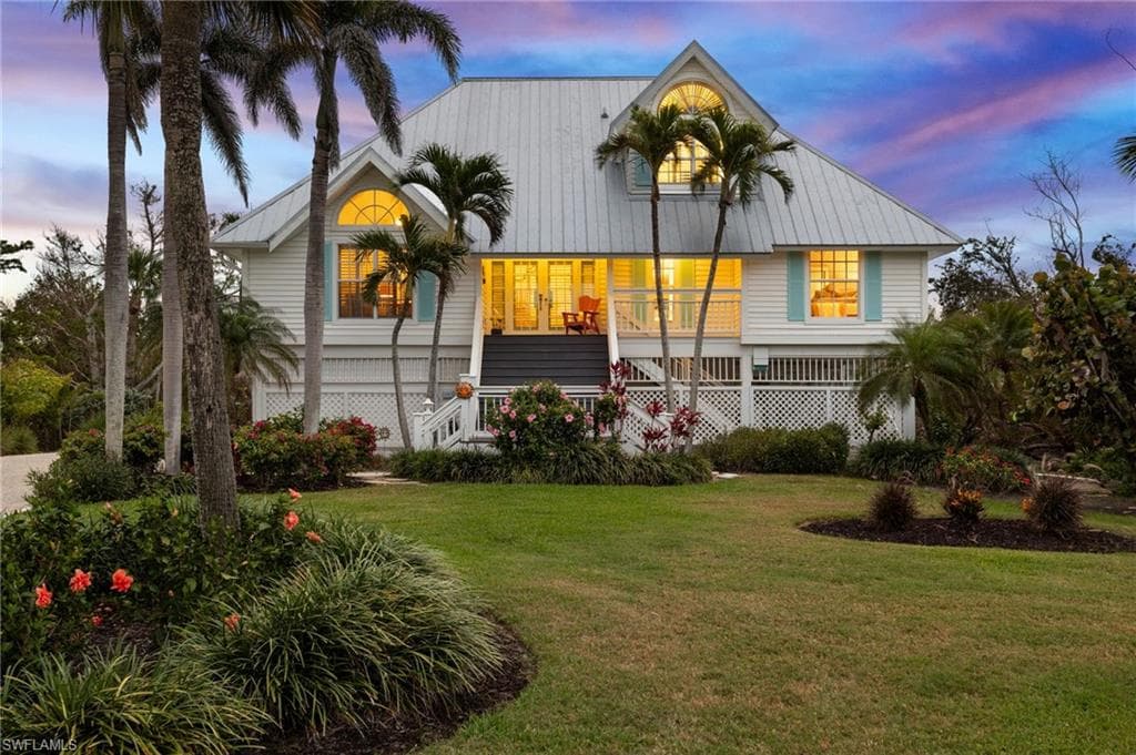 203 Daniel DR SANIBEL, FL 33957