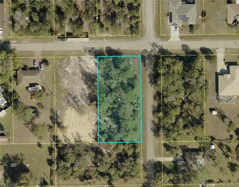 506 E 7th ST LEHIGH ACRES, FL 33972