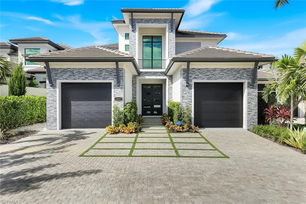16647 Isola Bella LN NAPLES, FL 34110