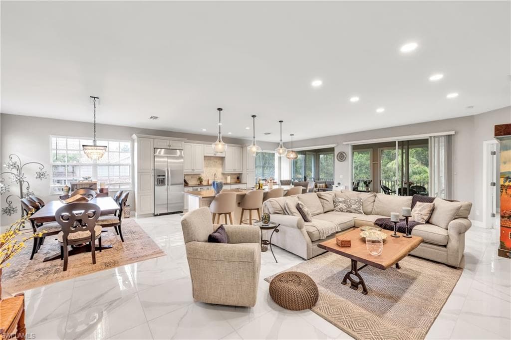 3410 Tralee CT 201 BONITA SPRINGS, FL 34134
