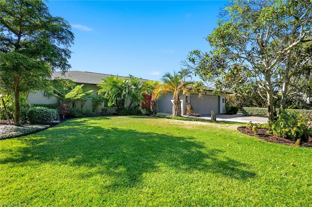 279 Mel Jen DR NAPLES, FL 34105