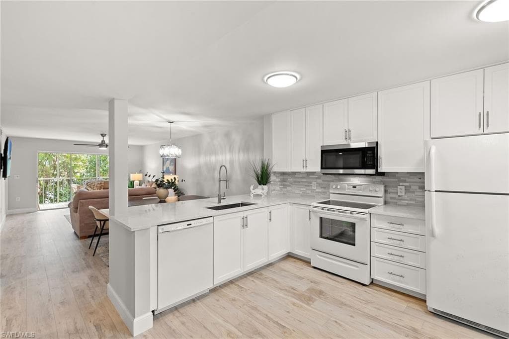 3071 Sandpiper Bay CIR L205 NAPLES, FL 34112