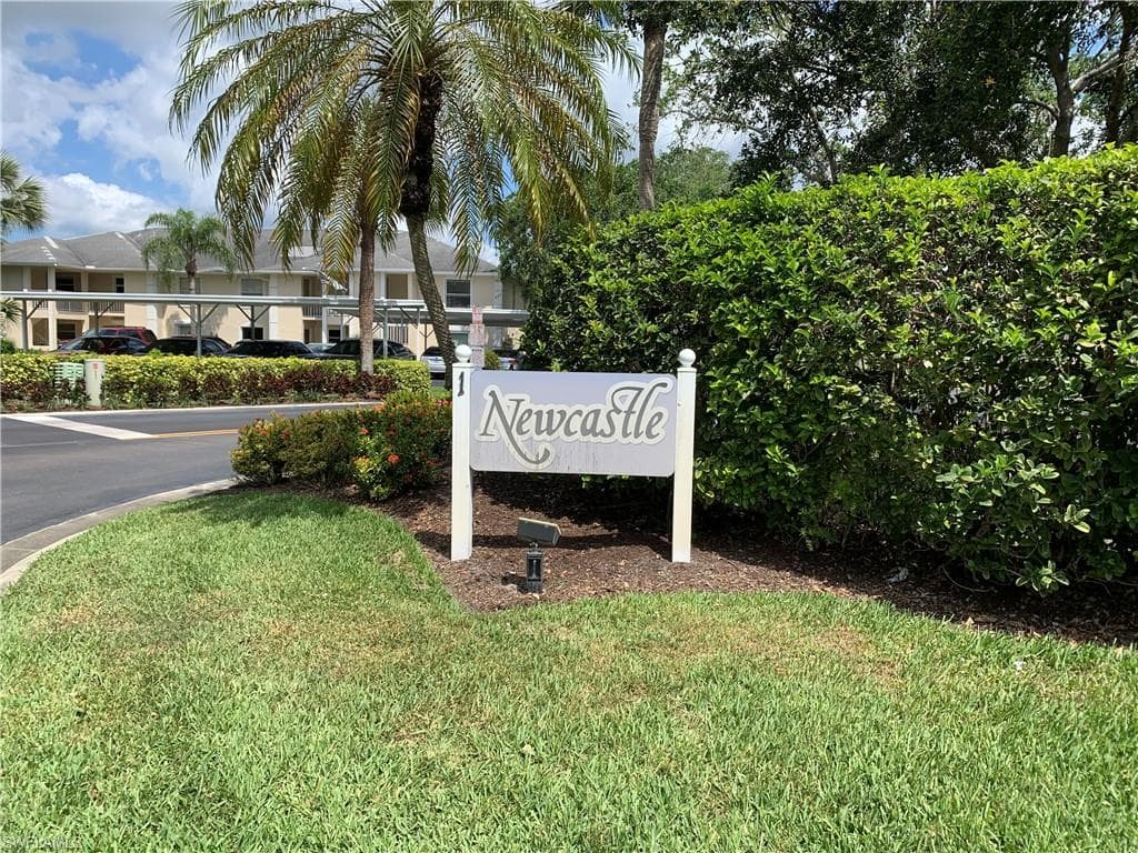 729 Landover CT 101 NAPLES, FL 34104