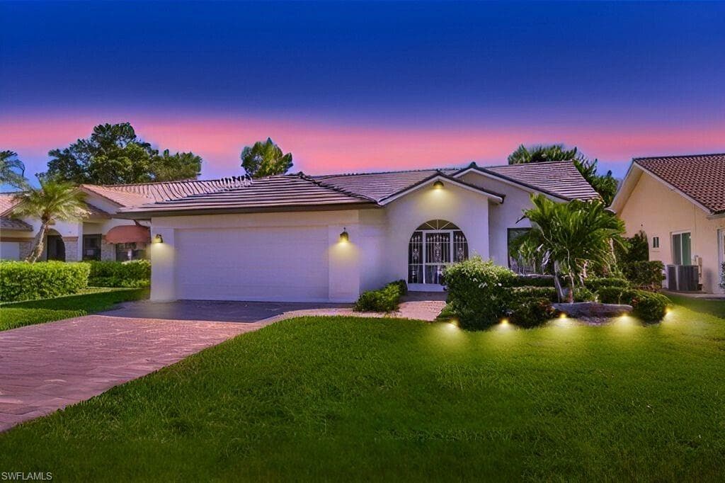 841 Kings WAY NAPLES, FL 34104