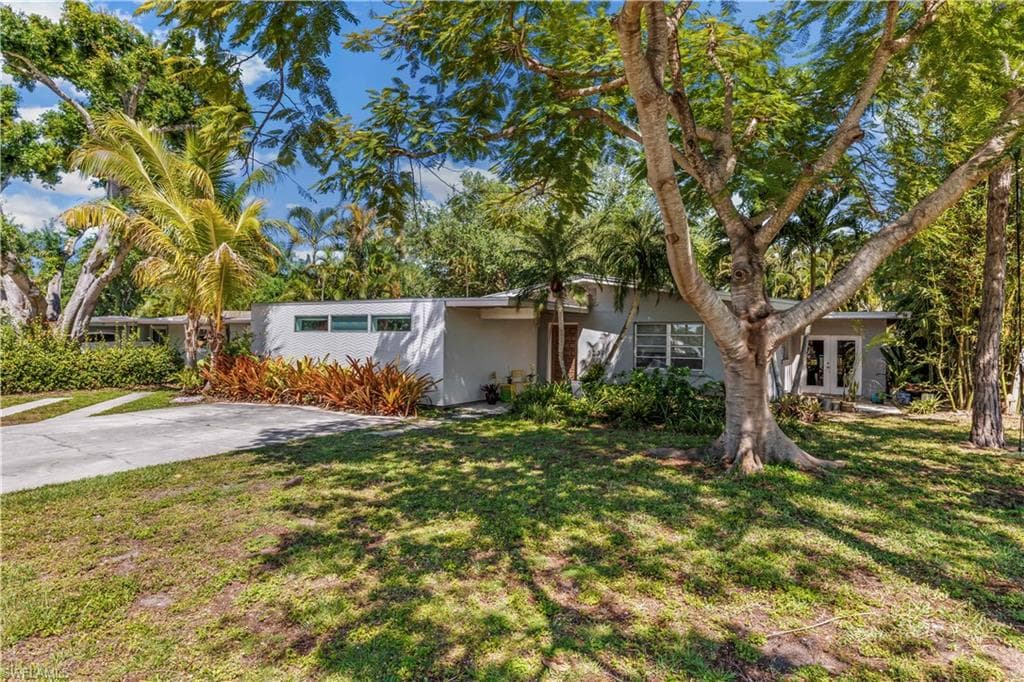 1239 Morningside DR FORT MYERS, FL 33901