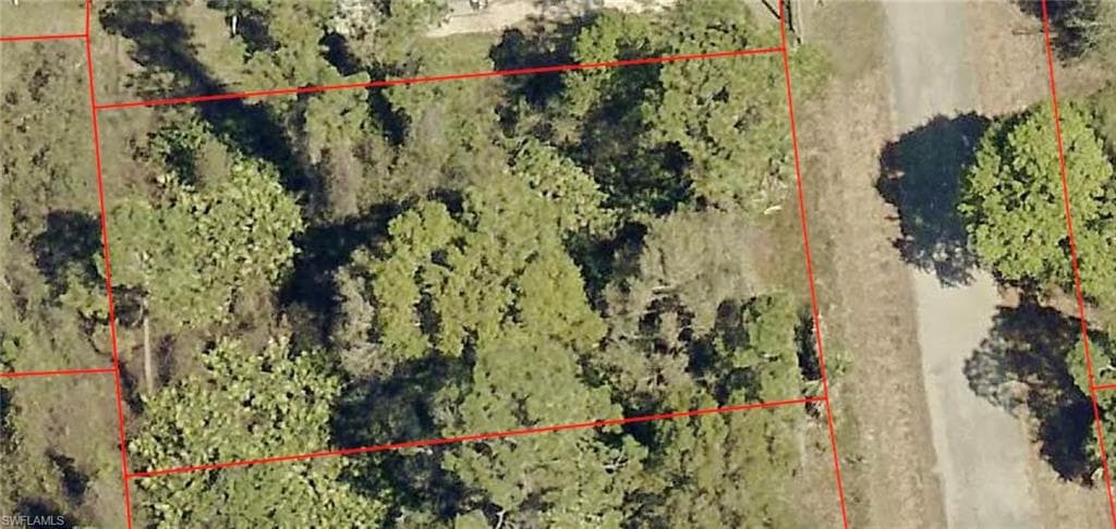 126 Blount AVE S LEHIGH ACRES, FL 33974