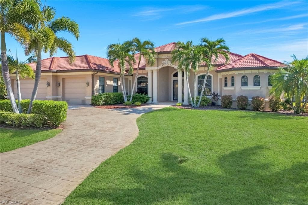 3939 SW 27th CT CAPE CORAL, FL 33914