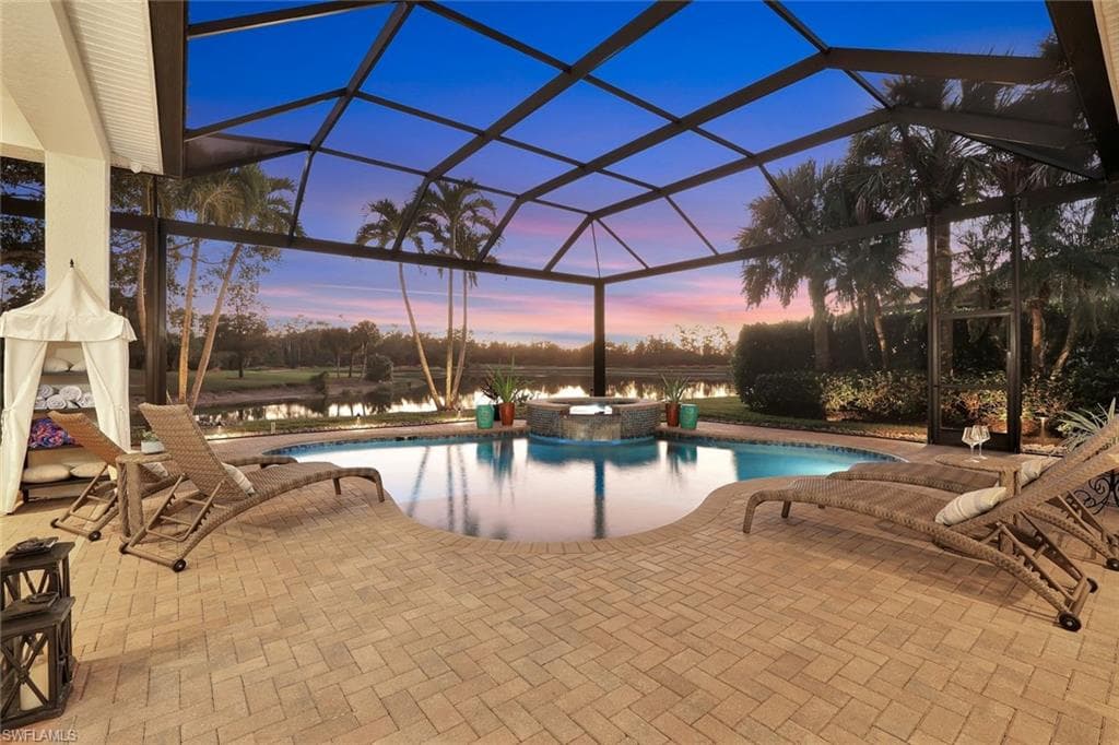 5092 Cerromar DR NAPLES, FL 34112