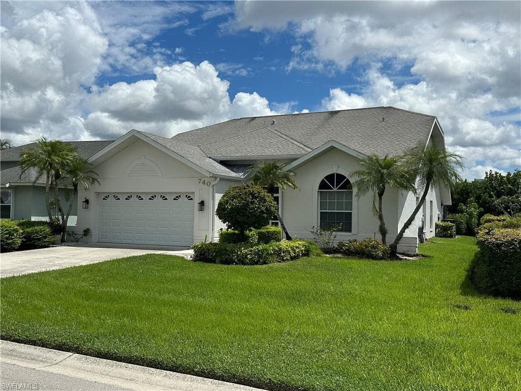 740 Lambton LN NAPLES, FL 34104