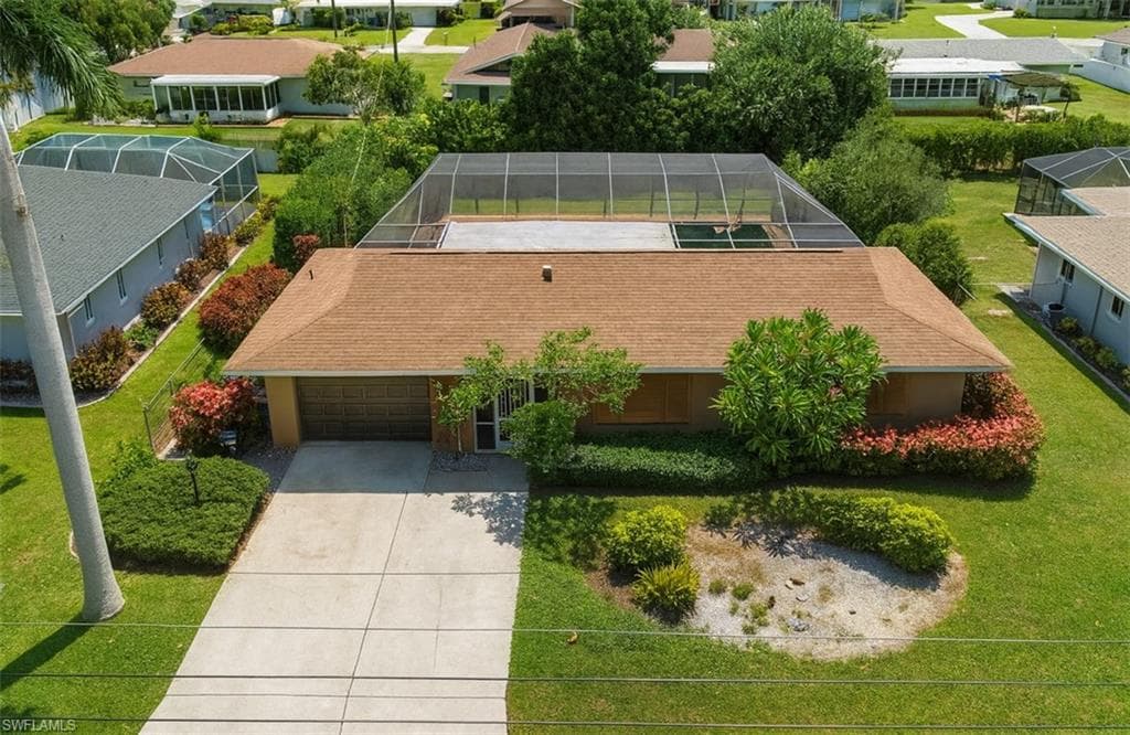 732 Sesame CT CAPE CORAL, FL 33904