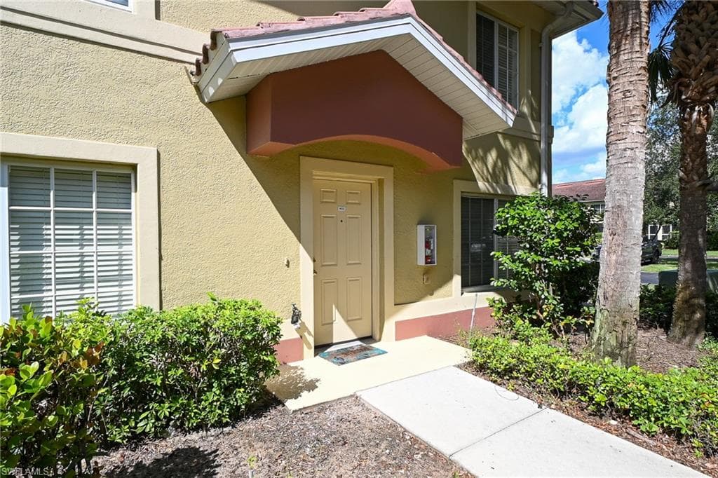 12000 Rain Brook AVE 1402 FORT MYERS, FL 33913