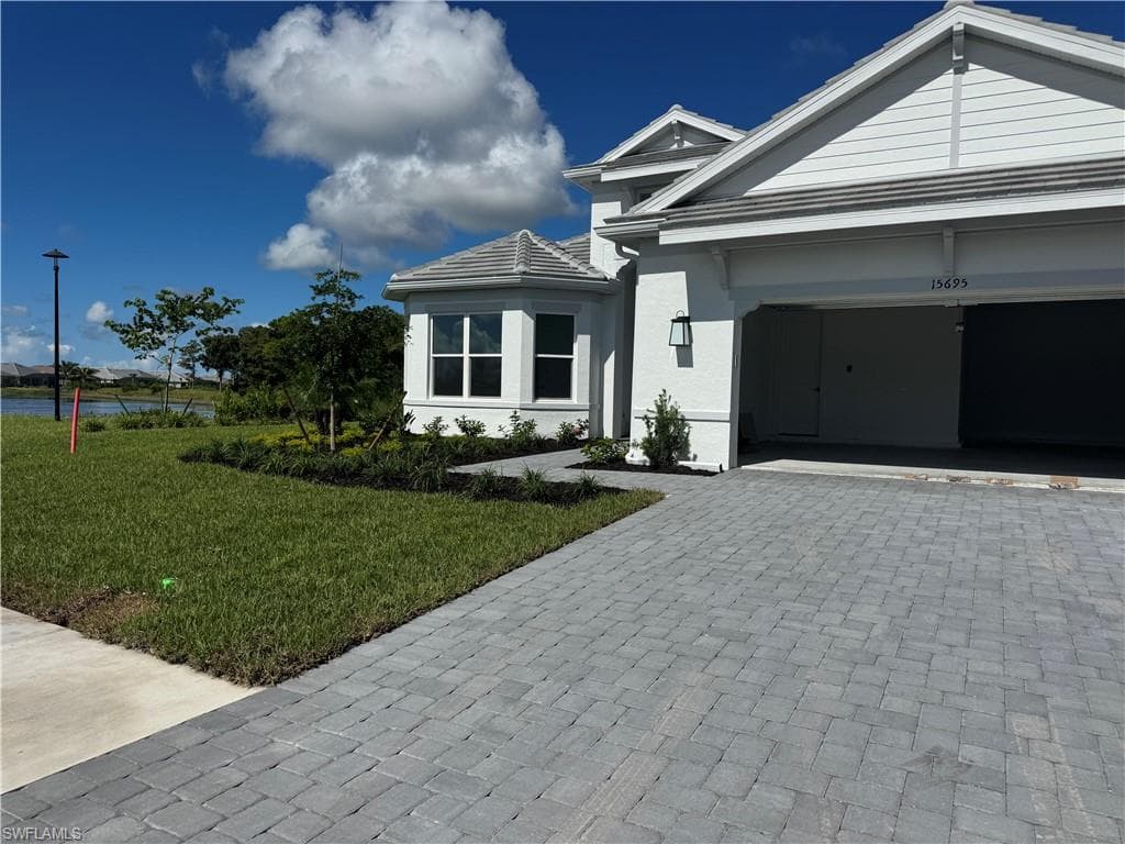 15695 Casssio WAY NAPLES, FL 34114