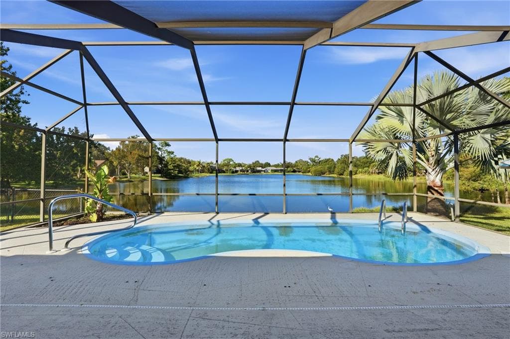 6735 Plantation Manor LOOP FORT MYERS, FL 33966