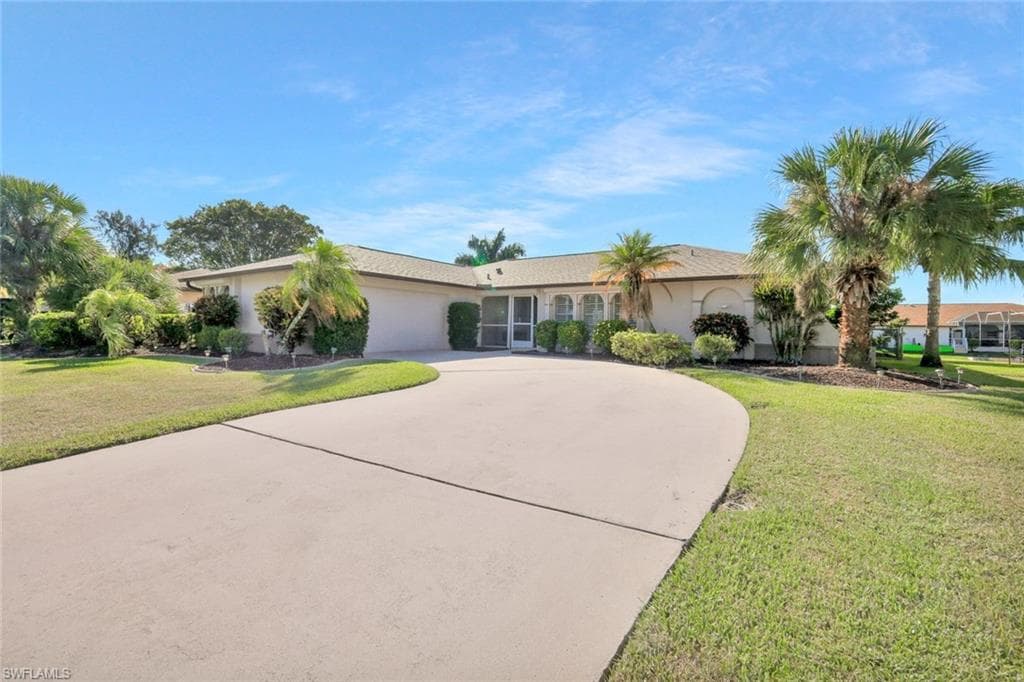 206 SE 37th TER CAPE CORAL, FL 33904