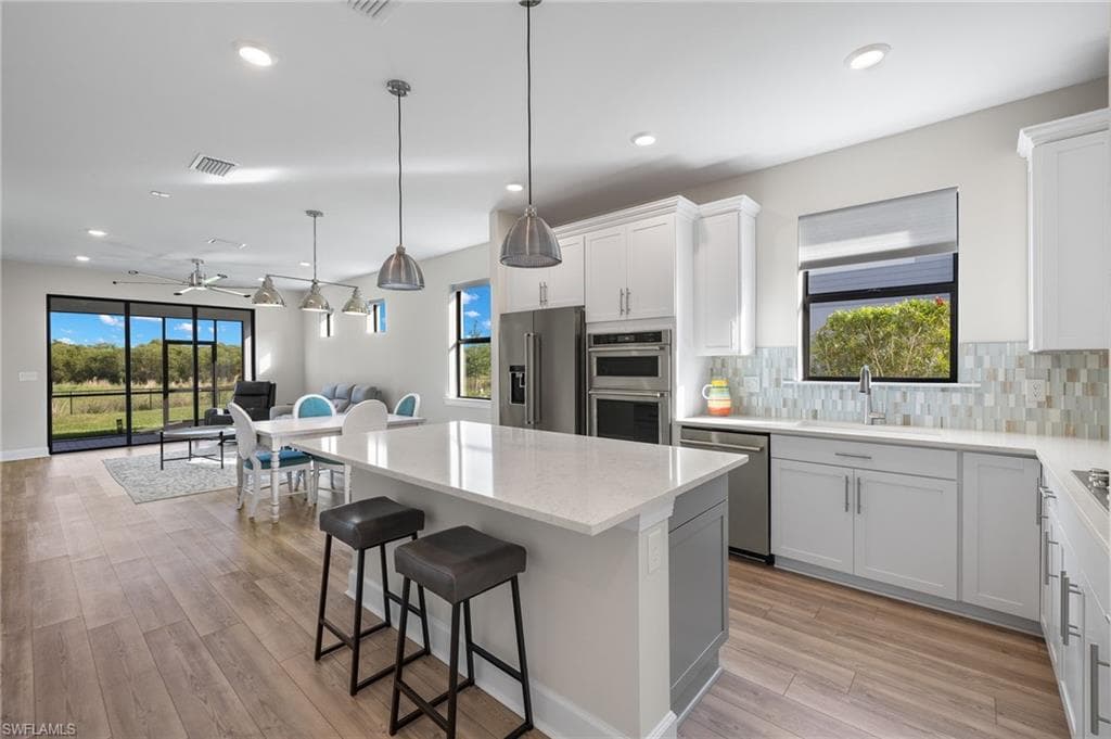 20088 Kingmont DR ESTERO, FL 33928