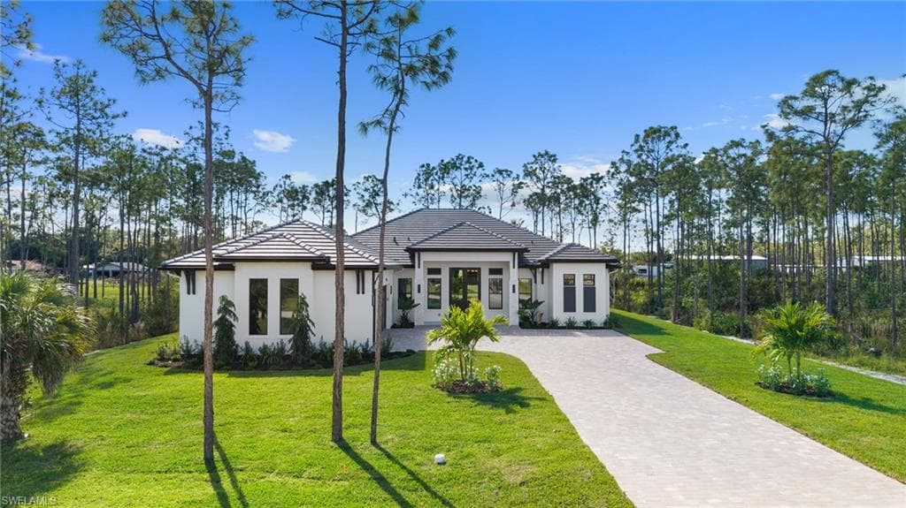 25440 Divot DR BONITA SPRINGS, FL 34135