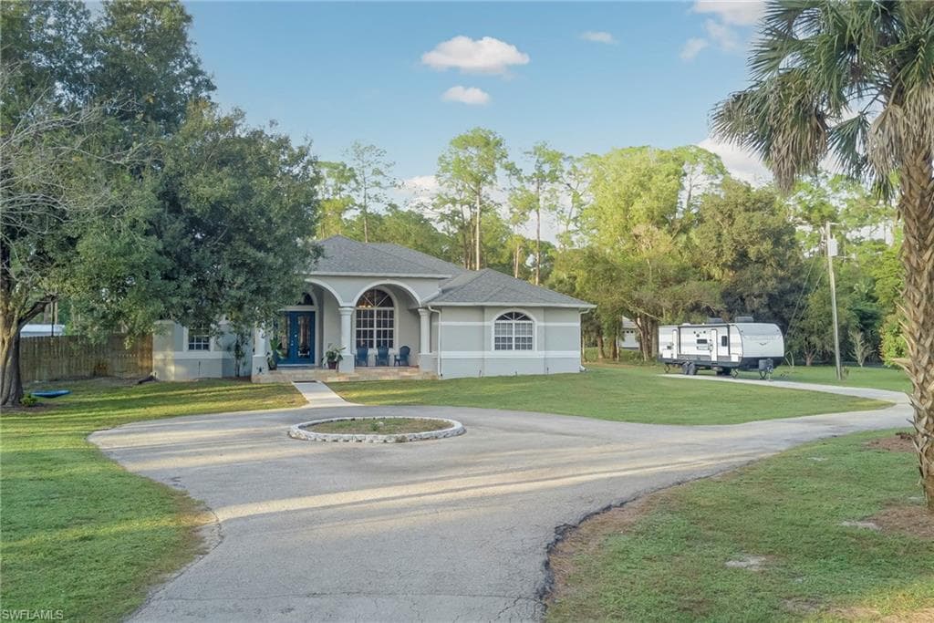 3781 29th AVE SW NAPLES, FL 34117