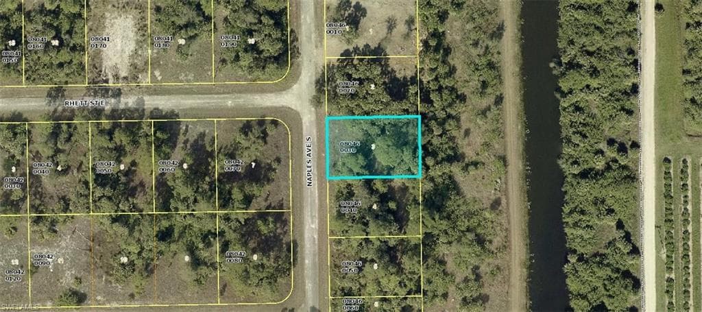 551 NAPLES AVE S LEHIGH ACRES, FL 33974
