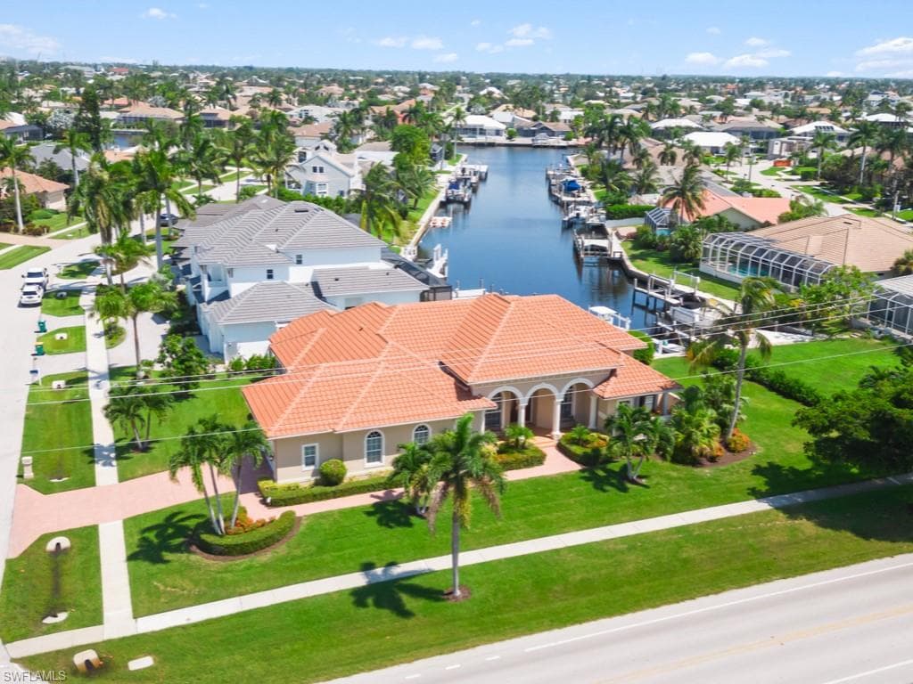 1500 Winterberry DR MARCO ISLAND, FL 34145